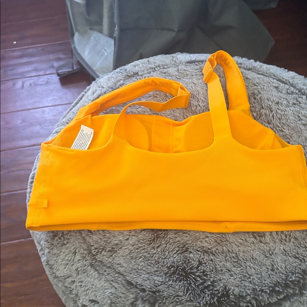 Lululemon Ribbed Train Bra*Medium Support, C/D Cups
Clementine Size 8 - Picture 5 of 6